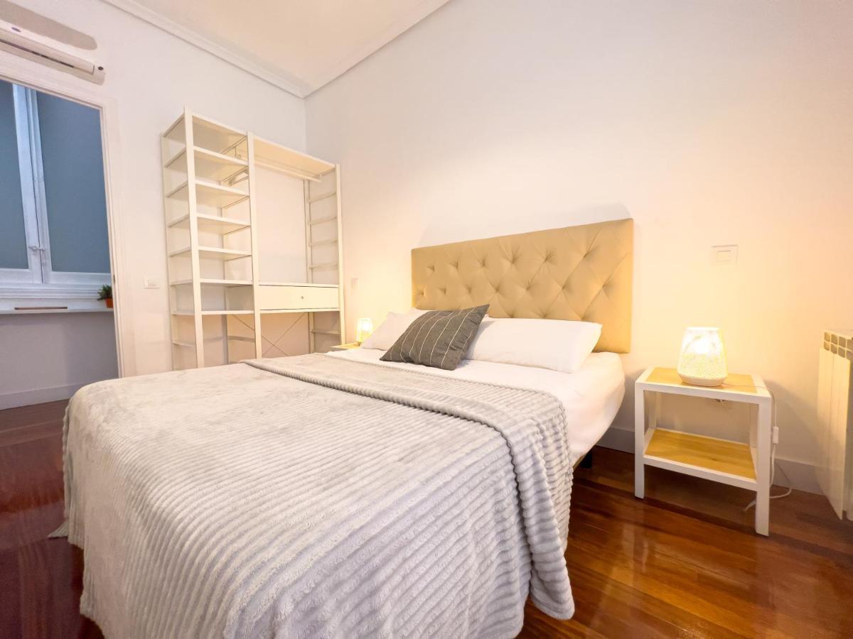 Callao Suites Madrid Exterior photo