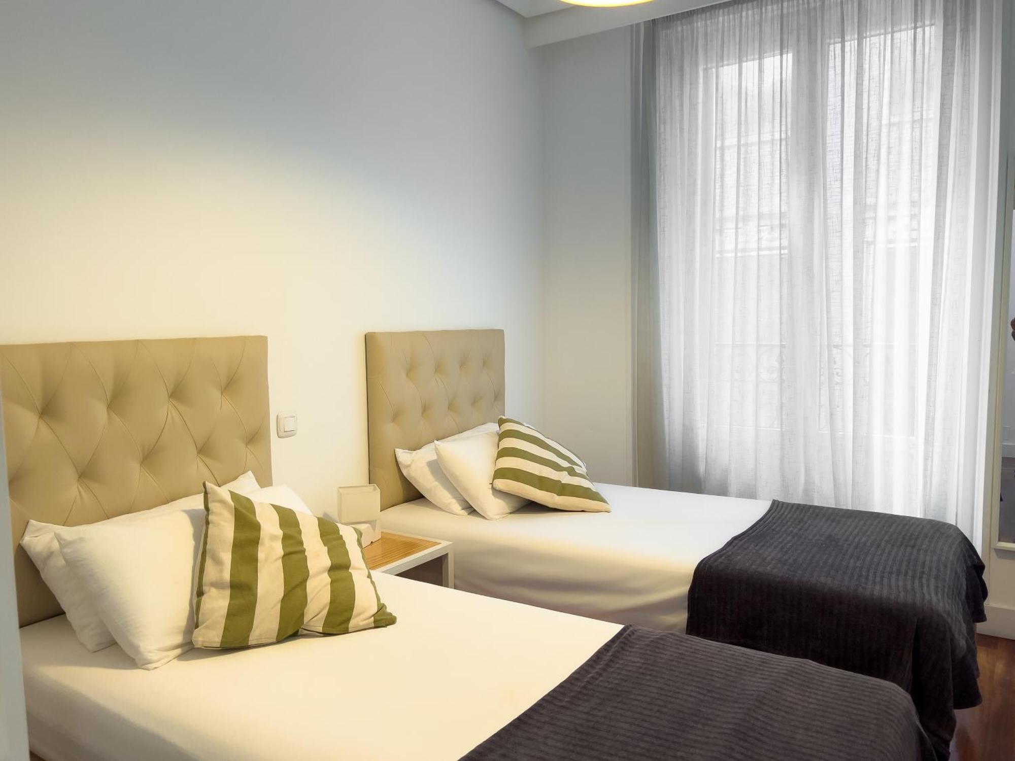 Callao Suites Madrid Exterior photo